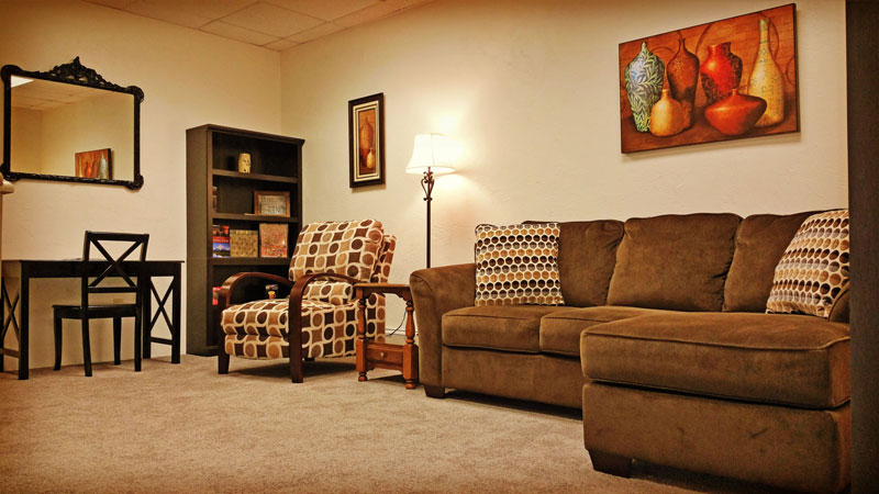 Extended Stay Rooms - Mahoning Apartments (4)