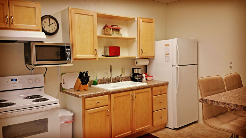 Extended Stay Rooms - Mahoning Apartments (6)