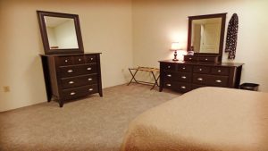 Extended Stay Rooms - Mahoning Apartments (7)