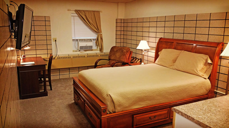 Motel Rooms - Mahoning Apartments (4)